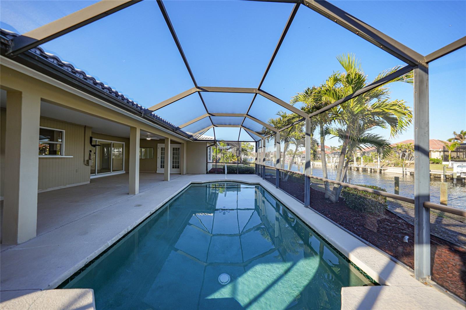 66 OCEAN DR, PUNTA GORDA, FL, 33950