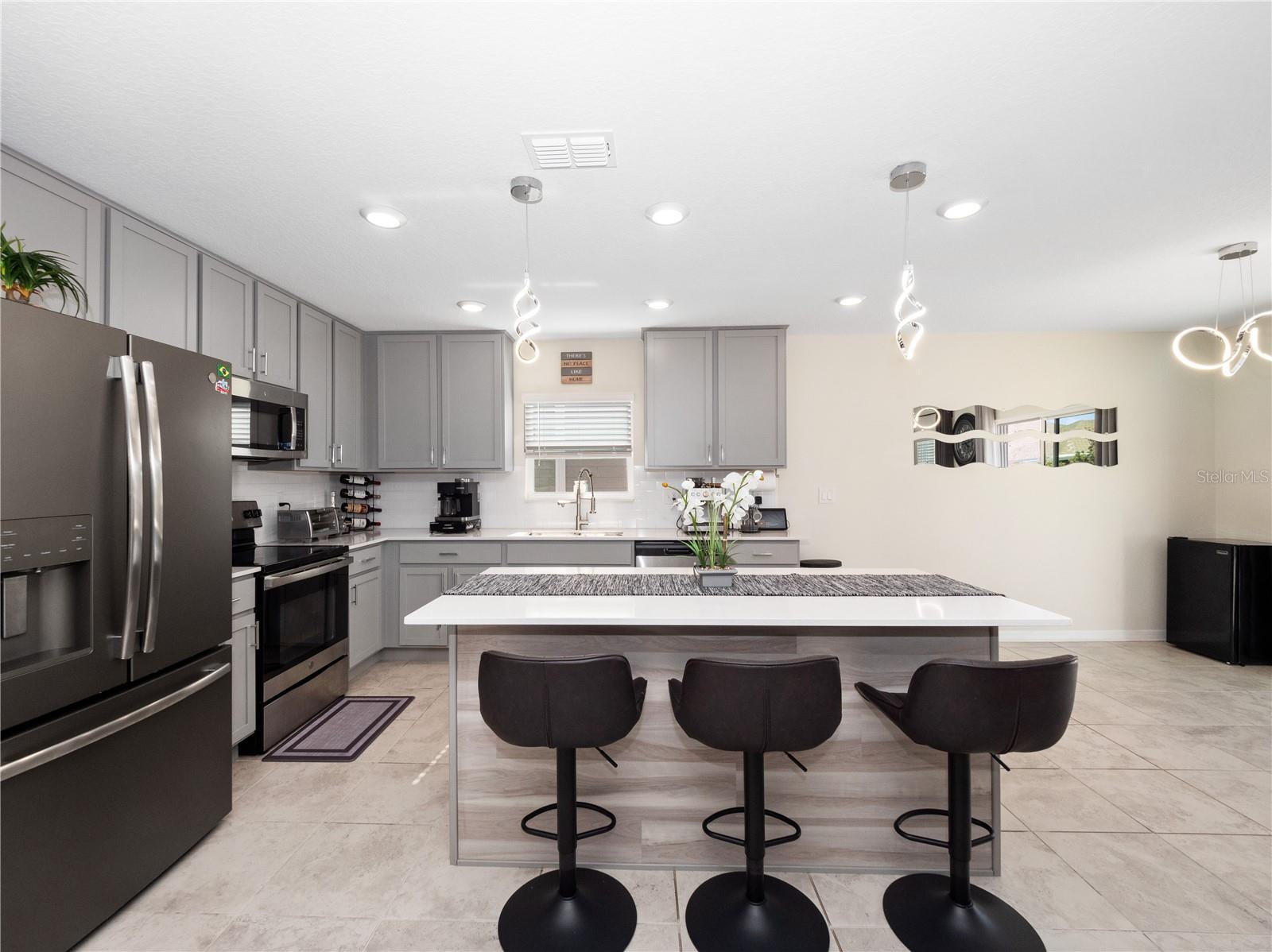 1982 BIRNHAM WOOD BND, KISSIMMEE, FL, 34746