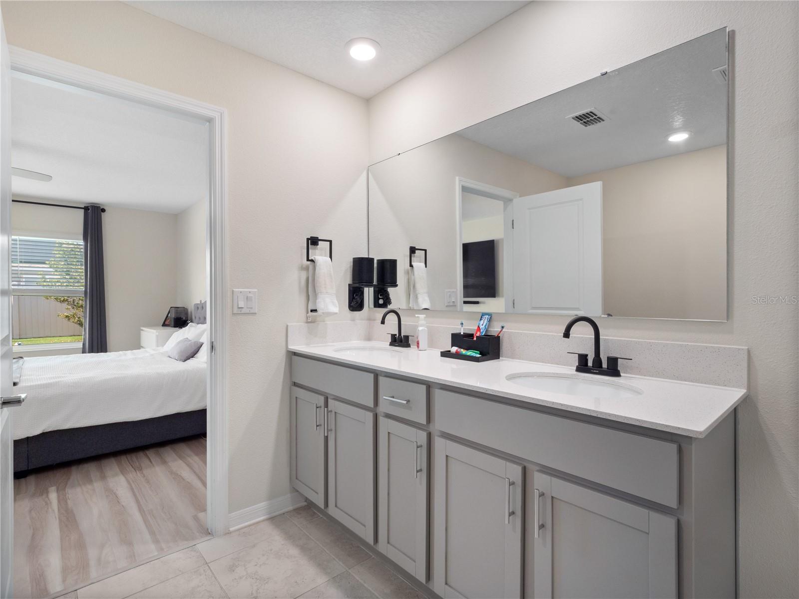 1982 BIRNHAM WOOD BND, KISSIMMEE, FL, 34746