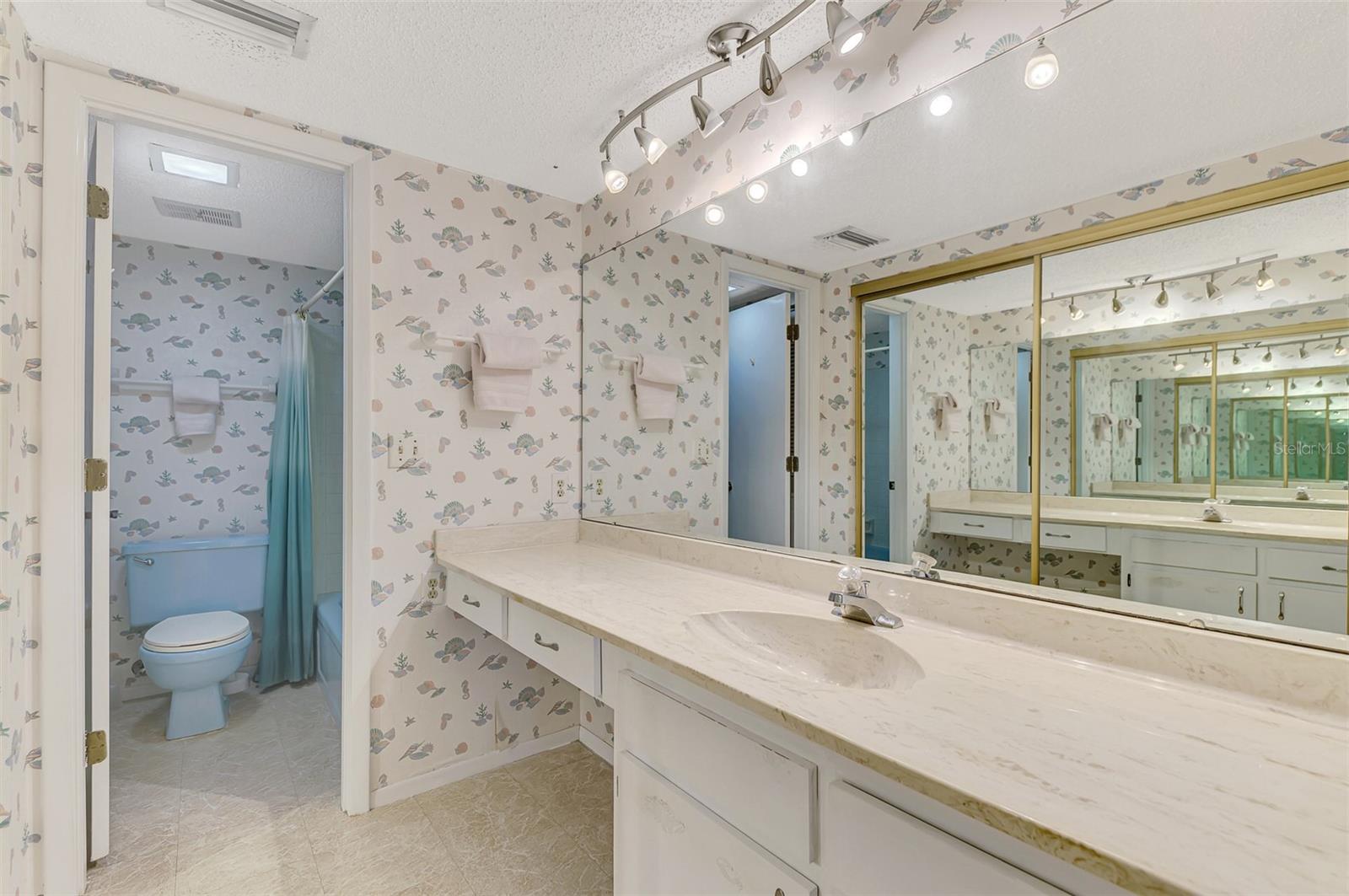 1730 MANASOTA BEACH RD #110, ENGLEWOOD, FL, 34223