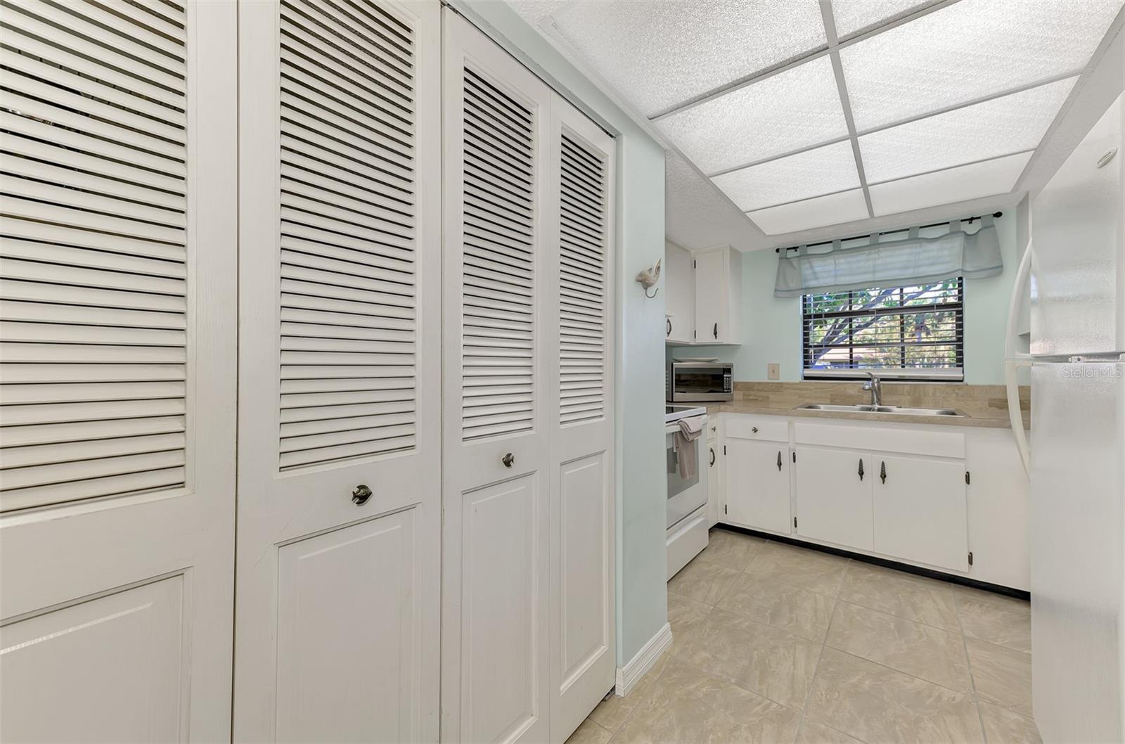 1730 MANASOTA BEACH RD #110, ENGLEWOOD, FL, 34223