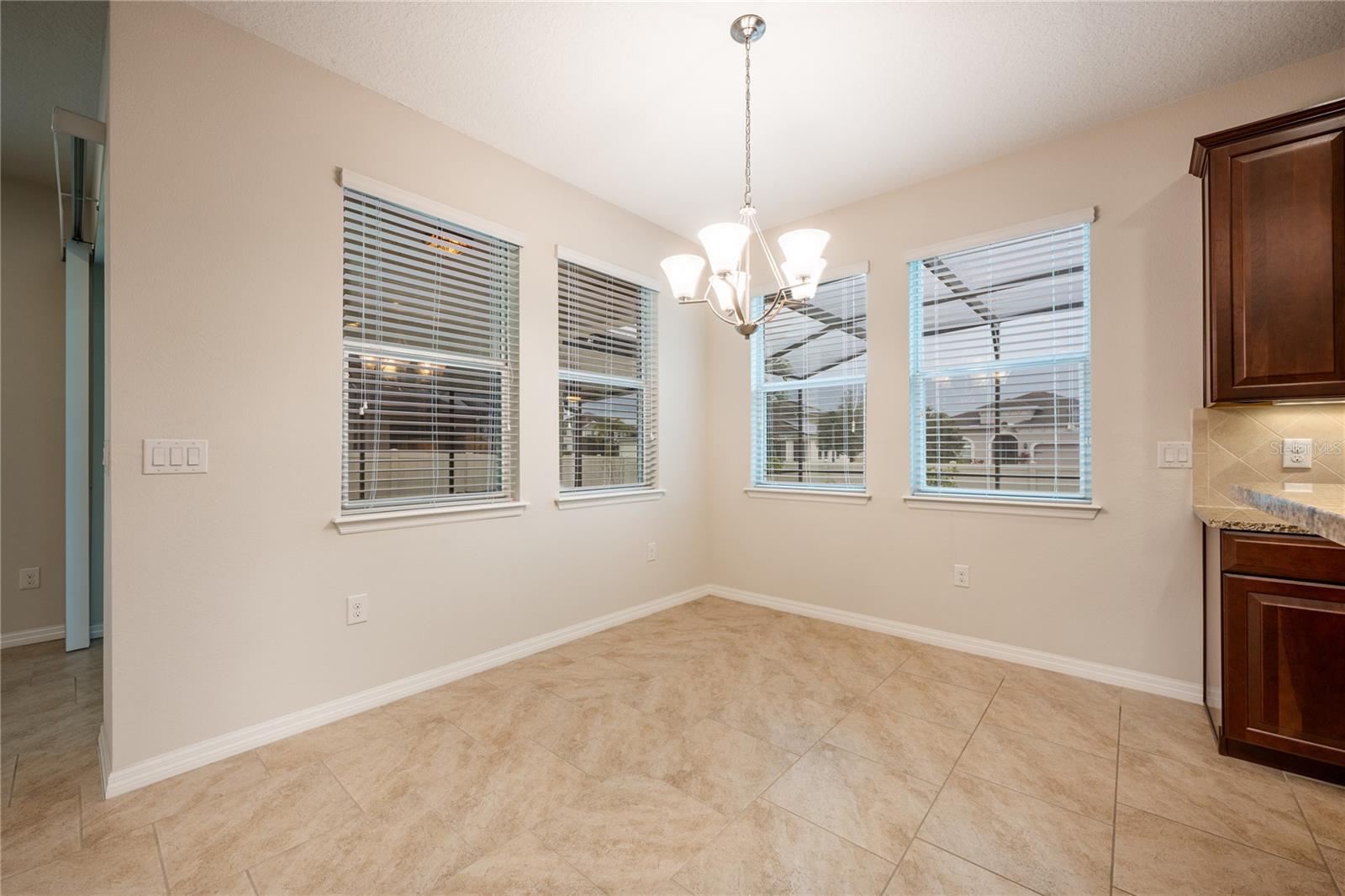121 WHIRLAWAY DR, DAVENPORT, FL, 33837