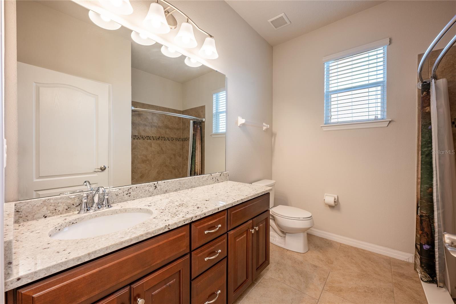 121 WHIRLAWAY DR, DAVENPORT, FL, 33837