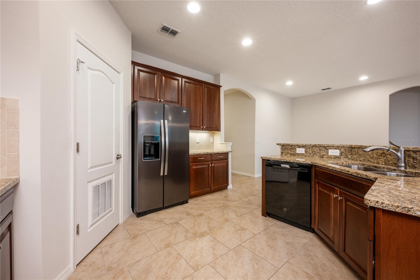121 WHIRLAWAY DR, DAVENPORT, FL, 33837