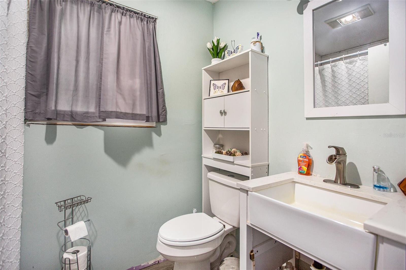 99 N ROBIN HOOD RD, INVERNESS, FL, 34450