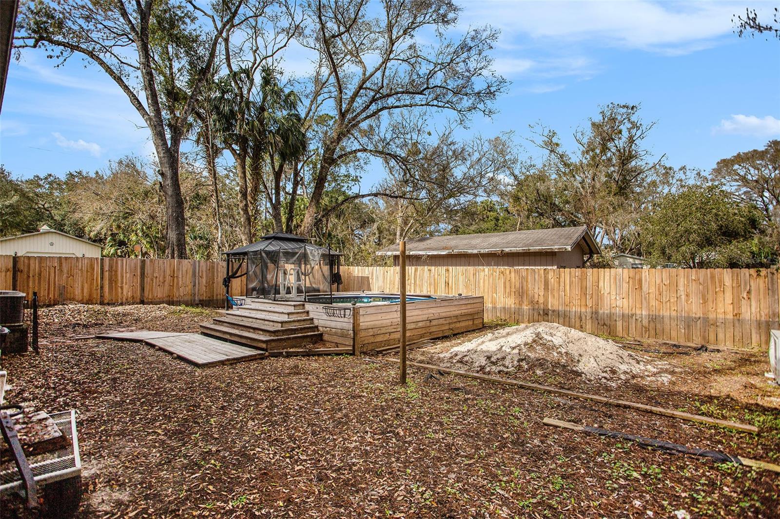 99 N ROBIN HOOD RD, INVERNESS, FL, 34450