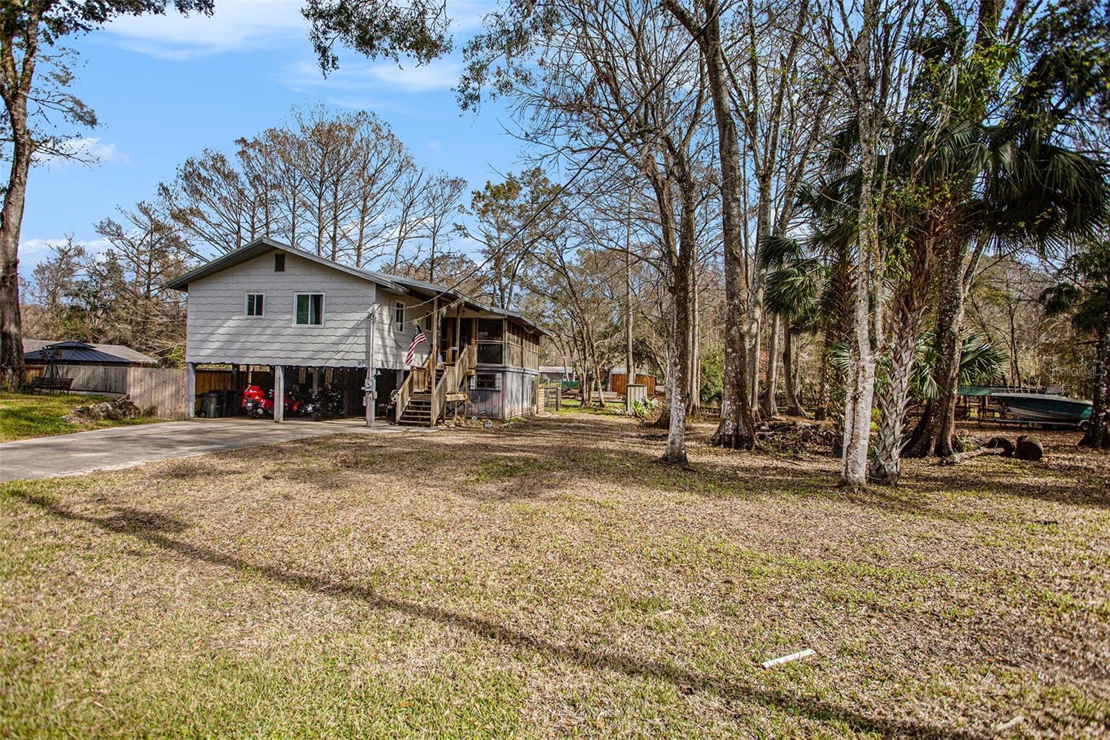 99 N ROBIN HOOD RD, INVERNESS, FL, 34450