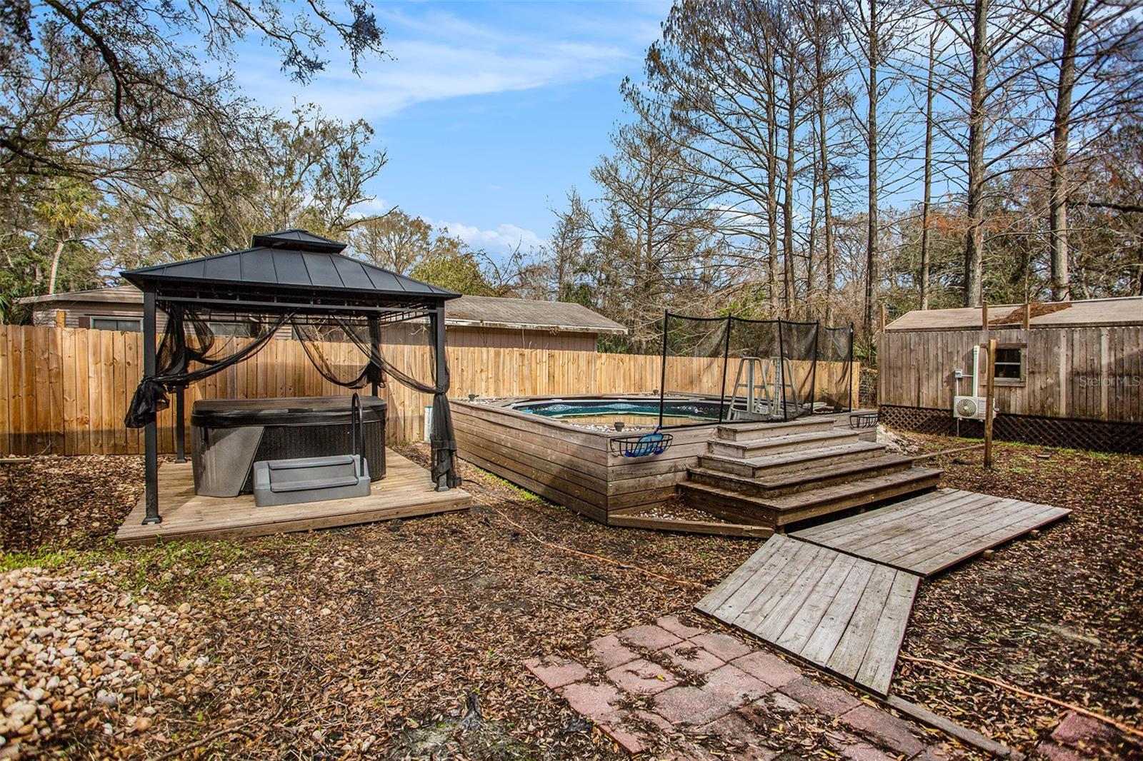 99 N ROBIN HOOD RD, INVERNESS, FL, 34450