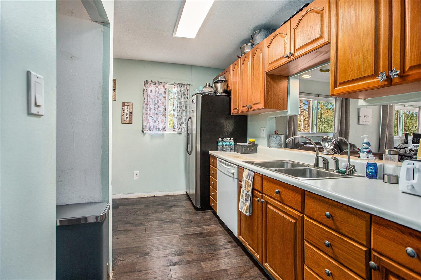 99 N ROBIN HOOD RD, INVERNESS, FL, 34450