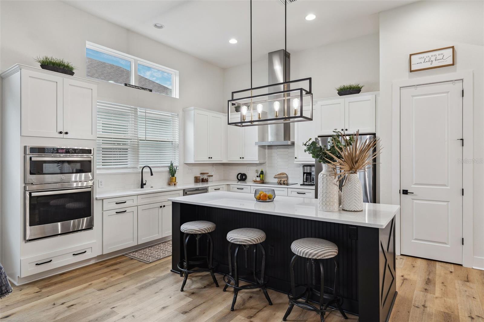 3809 LAJUANA BLVD, WESLEY CHAPEL, FL, 33543