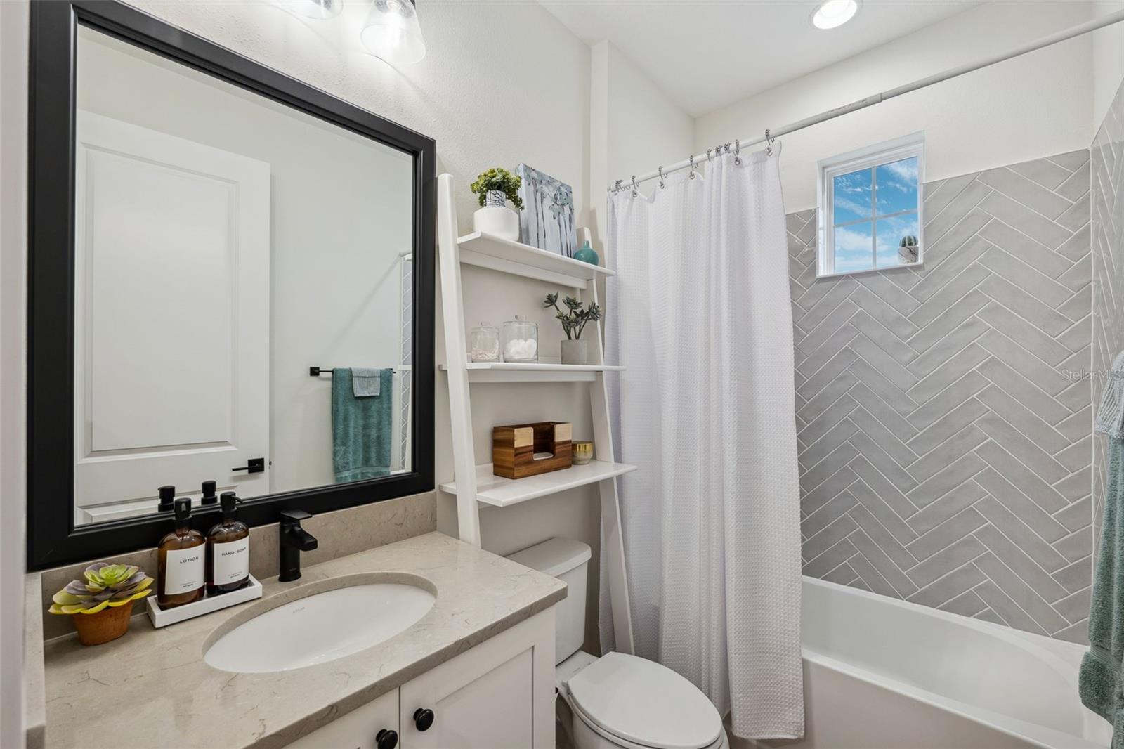 3809 LAJUANA BLVD, WESLEY CHAPEL, FL, 33543