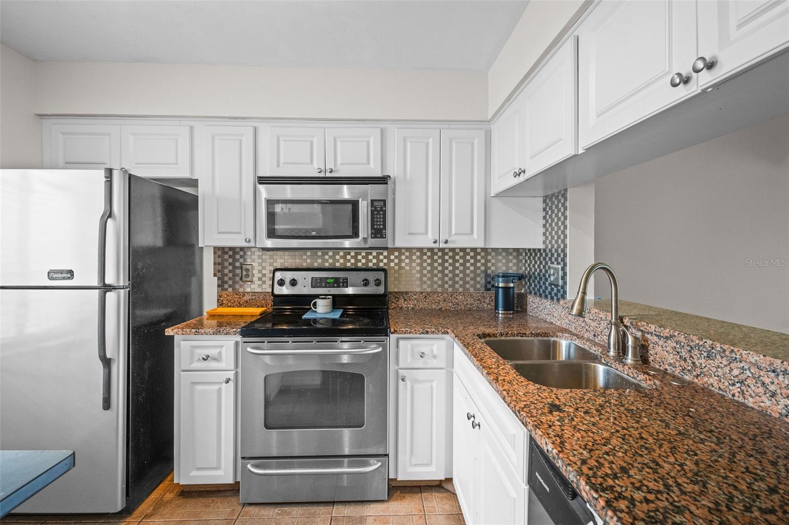 2375 LAKE HEATHER HEIGHTS CT #202, DUNEDIN, FL, 34698