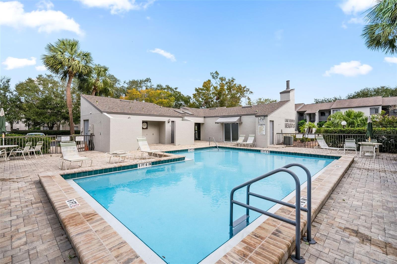 2375 LAKE HEATHER HEIGHTS CT #202, DUNEDIN, FL, 34698