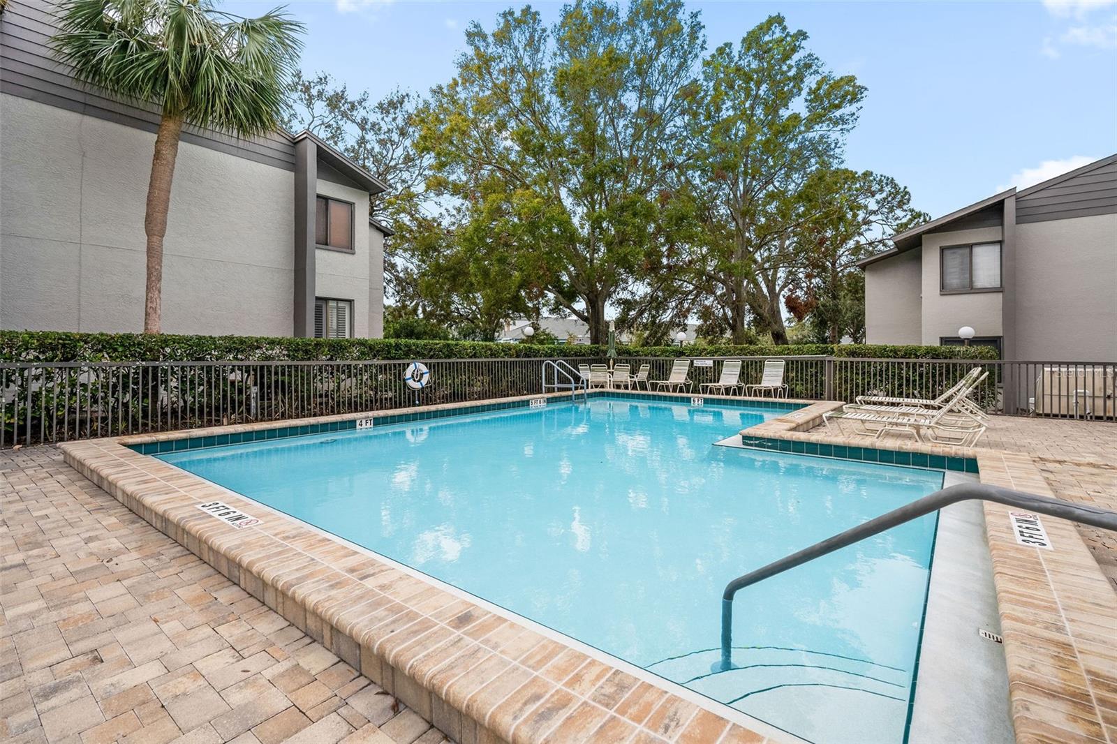 2375 LAKE HEATHER HEIGHTS CT #202, DUNEDIN, FL, 34698