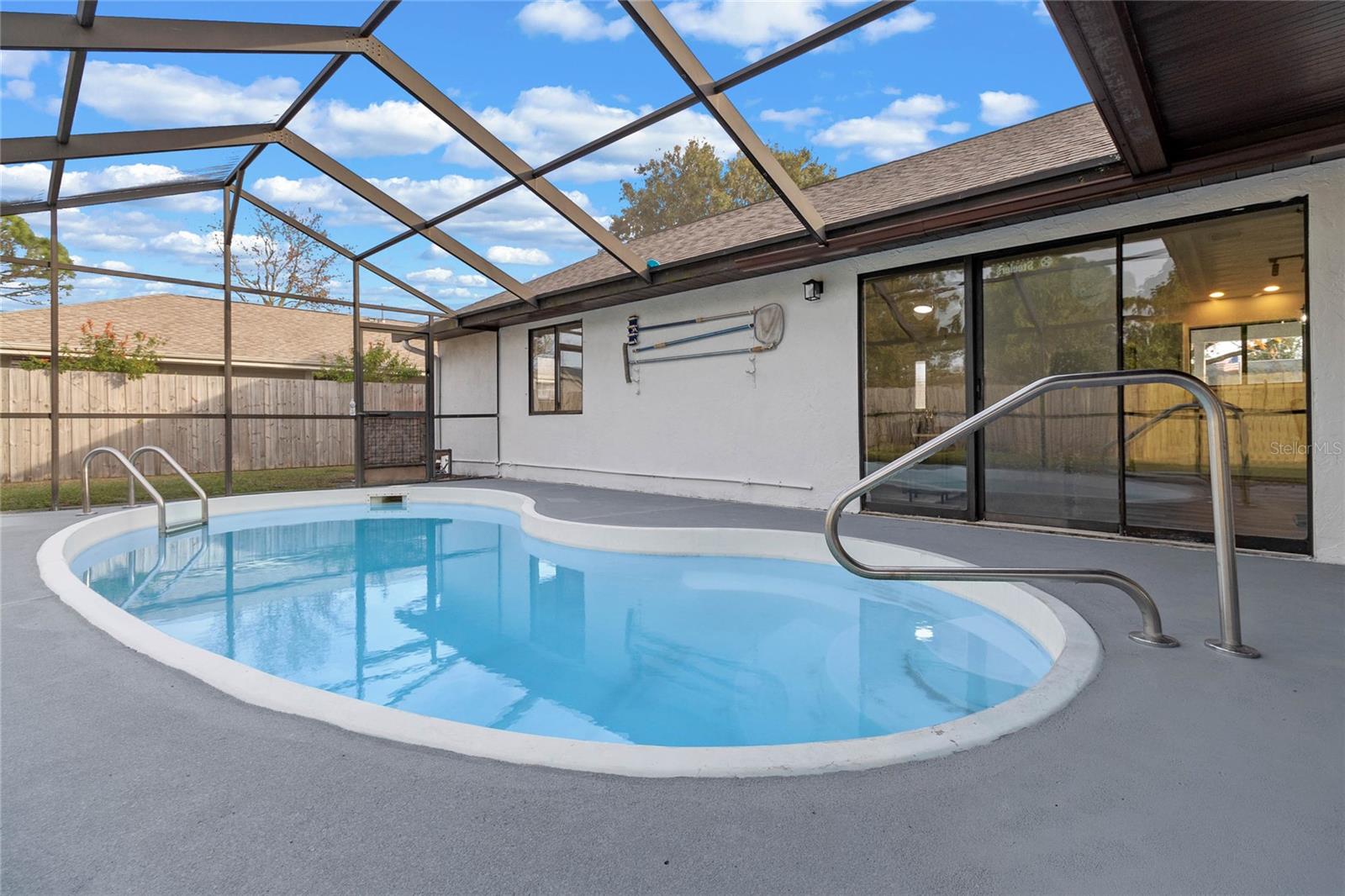 860 HONEYSUCKLE DR, ROCKLEDGE, FL, 32955
