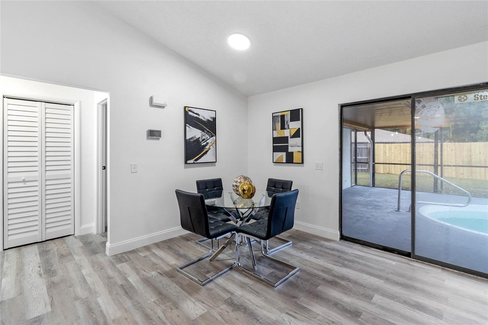 860 HONEYSUCKLE DR, ROCKLEDGE, FL, 32955