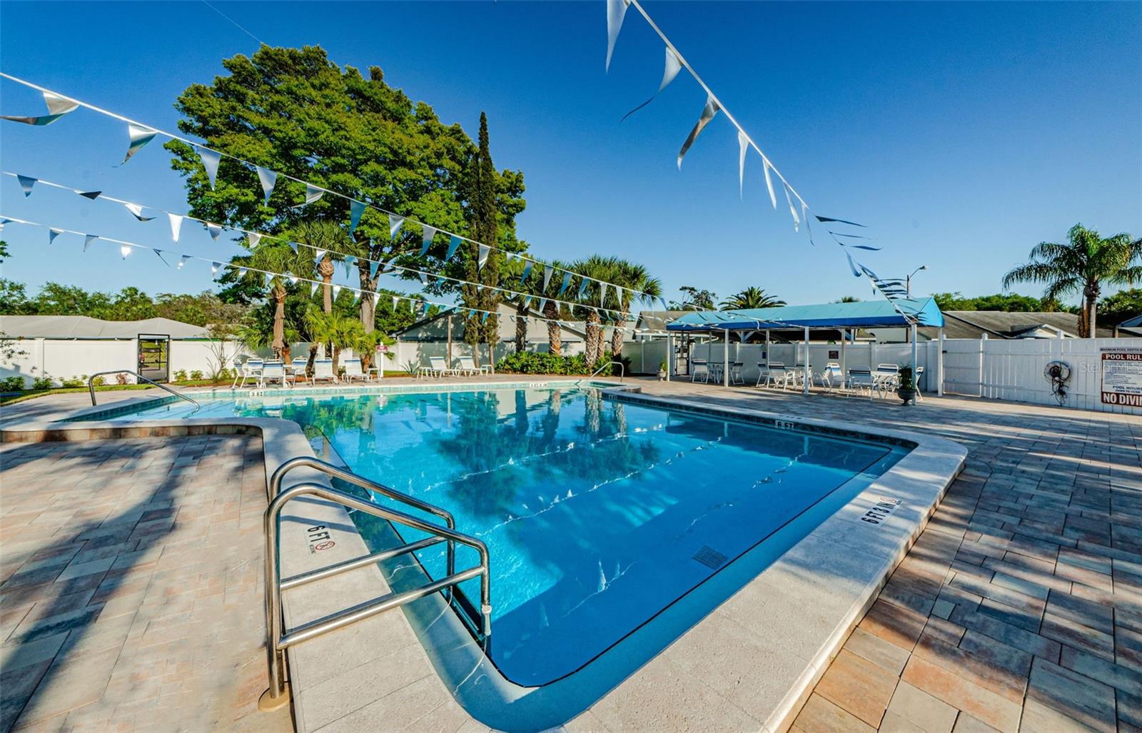 2749 COUNTRYSIDE BLVD #18, CLEARWATER, FL, 33761