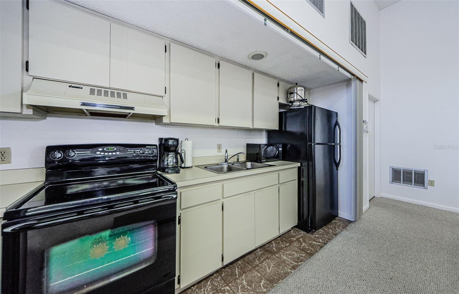 2749 COUNTRYSIDE BLVD #18, CLEARWATER, FL, 33761
