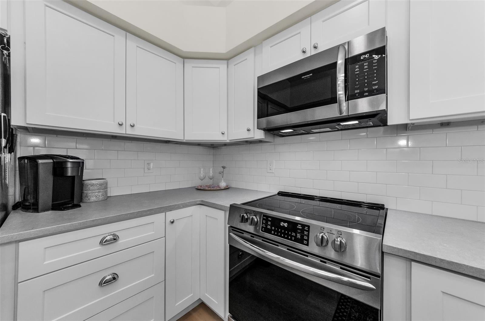 2749 COUNTRYSIDE BLVD #18, CLEARWATER, FL, 33761