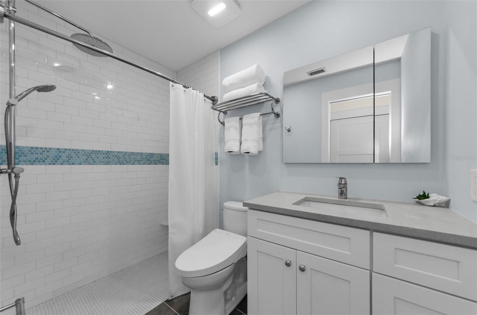 2749 COUNTRYSIDE BLVD #18, CLEARWATER, FL, 33761