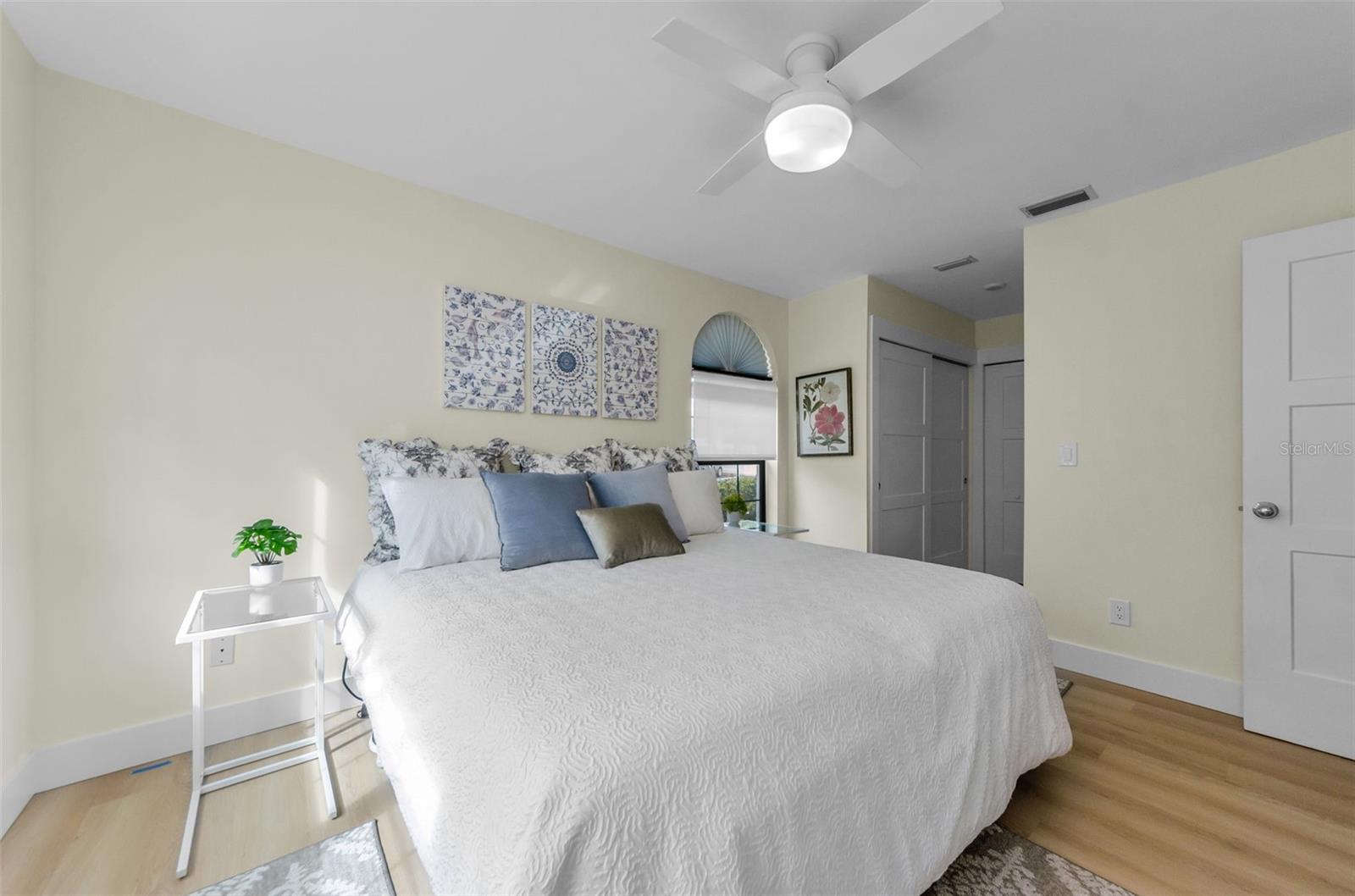 2749 COUNTRYSIDE BLVD #18, CLEARWATER, FL, 33761