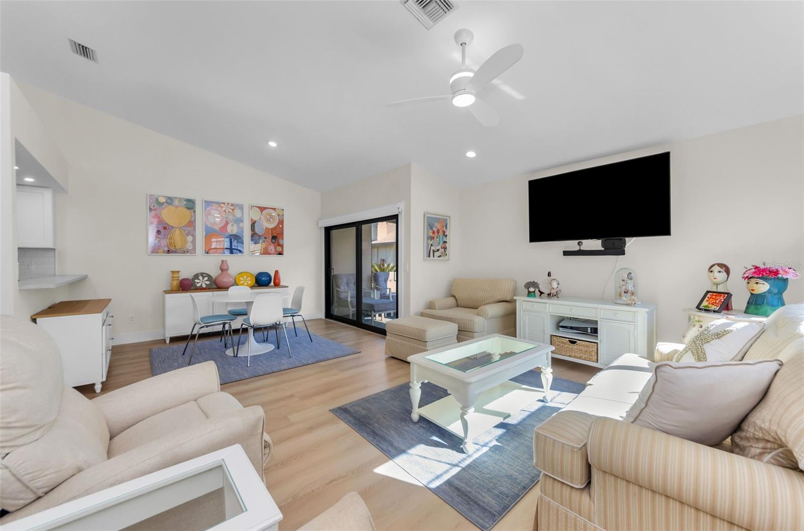 2749 COUNTRYSIDE BLVD #18, CLEARWATER, FL, 33761