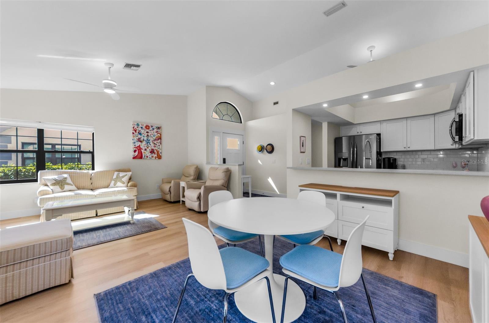 2749 COUNTRYSIDE BLVD #18, CLEARWATER, FL, 33761