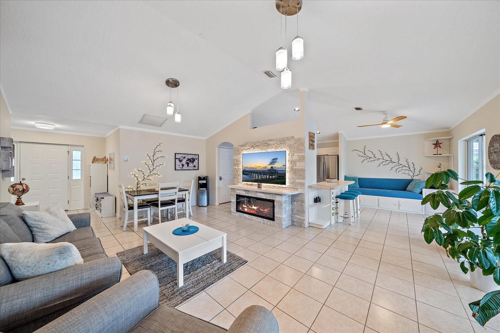 3712 62ND AVE E, BRADENTON, FL, 34203