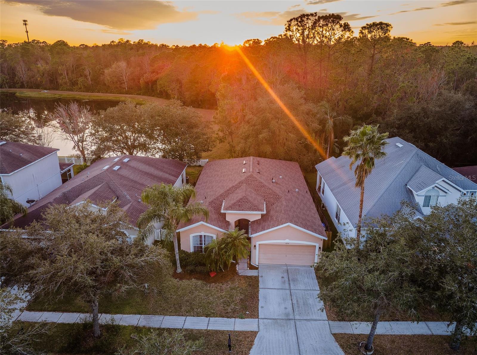 19144 MEADOW PINE DR, TAMPA, FL, 33647