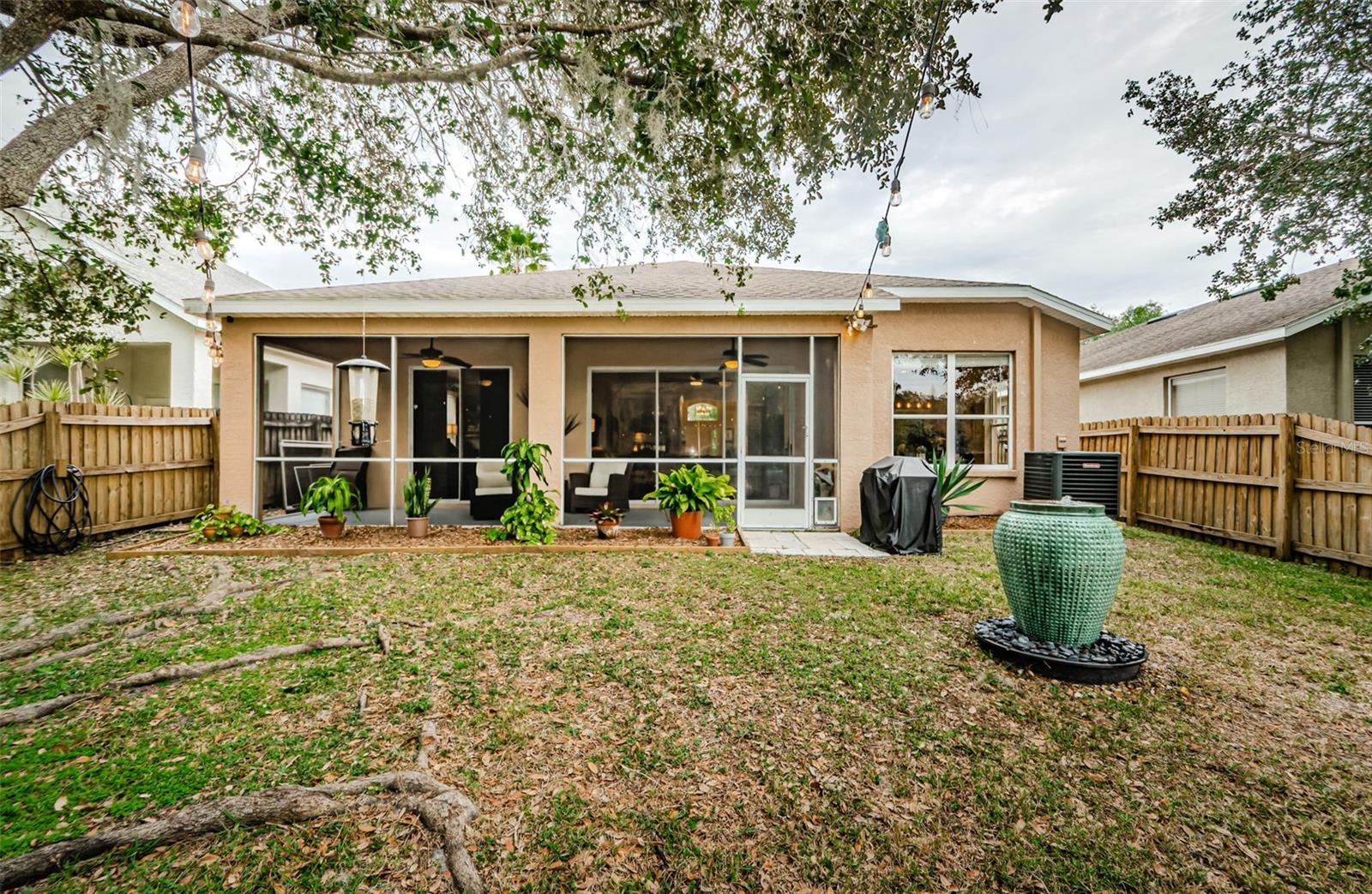 19144 MEADOW PINE DR, TAMPA, FL, 33647