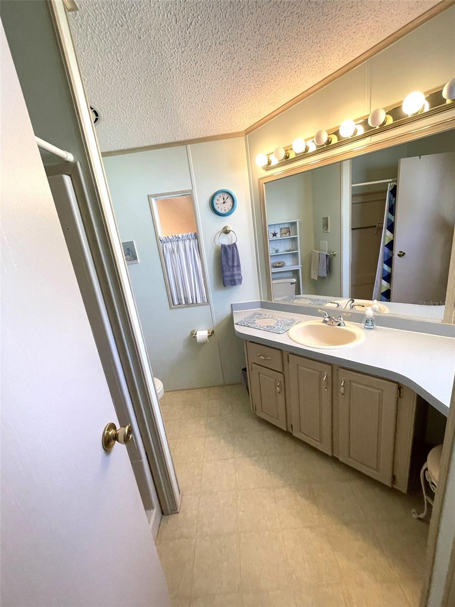 537 AMBERJACK DR, NORTH PORT, FL, 34287