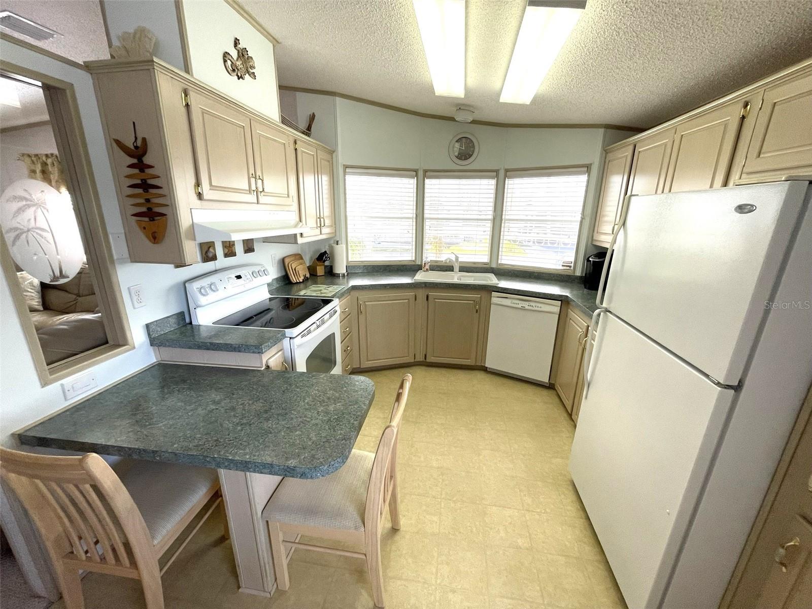 537 AMBERJACK DR, NORTH PORT, FL, 34287