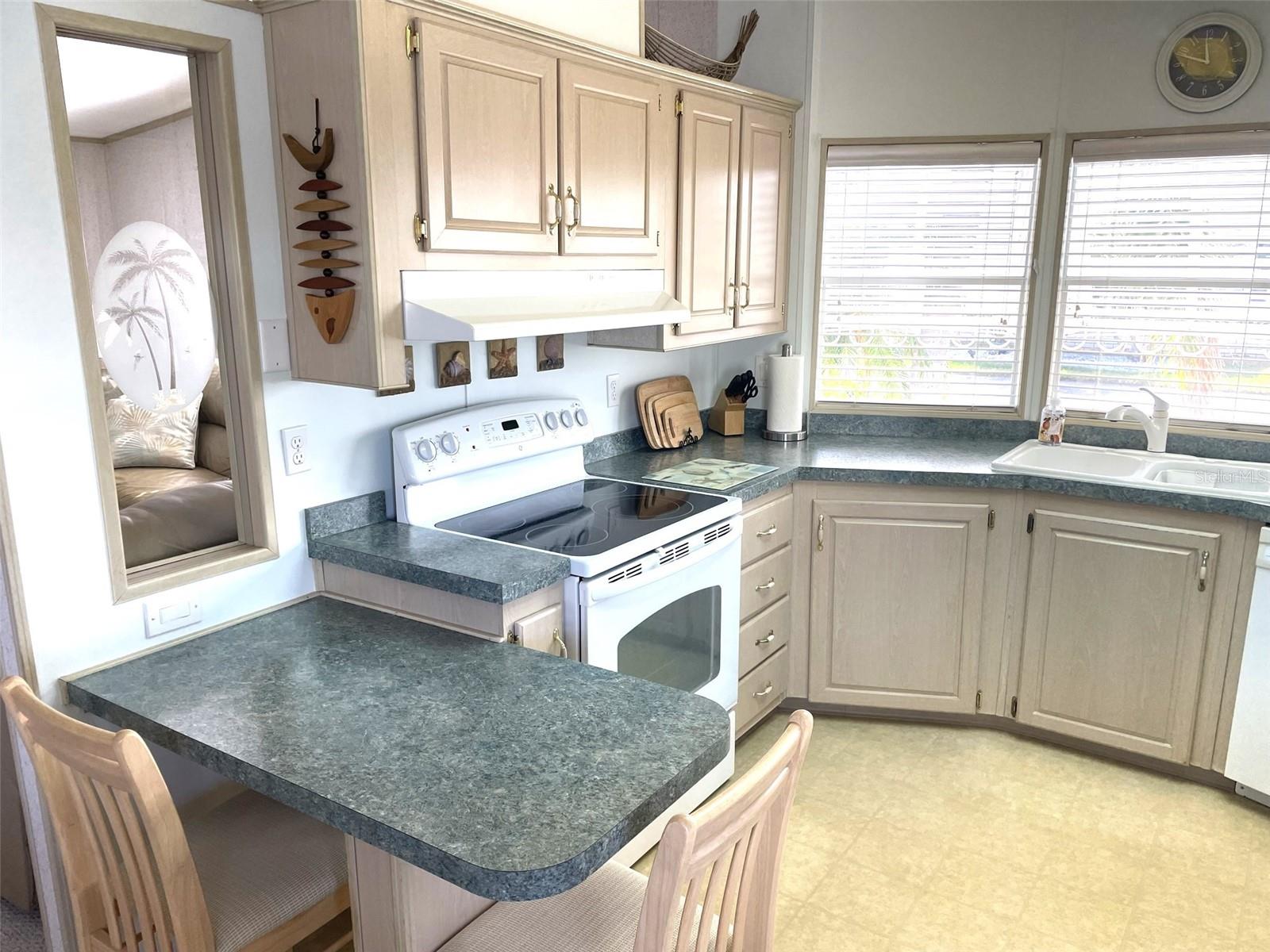 537 AMBERJACK DR, NORTH PORT, FL, 34287