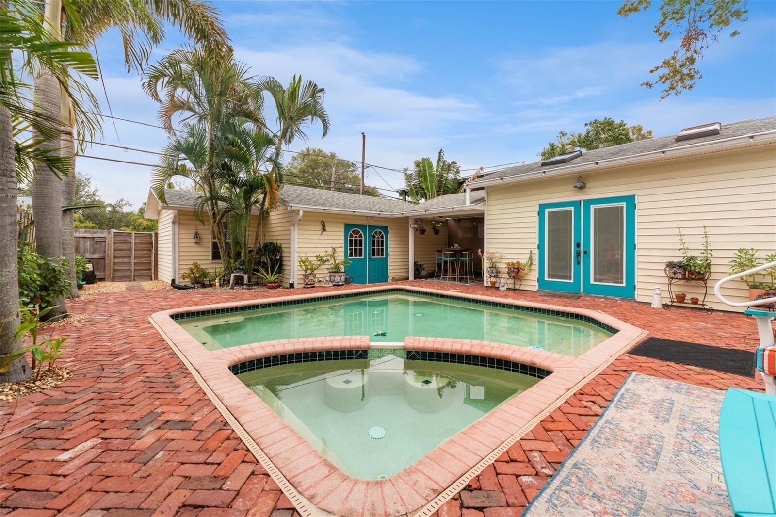 2545 2ND AVE N, ST PETERSBURG, FL, 33713