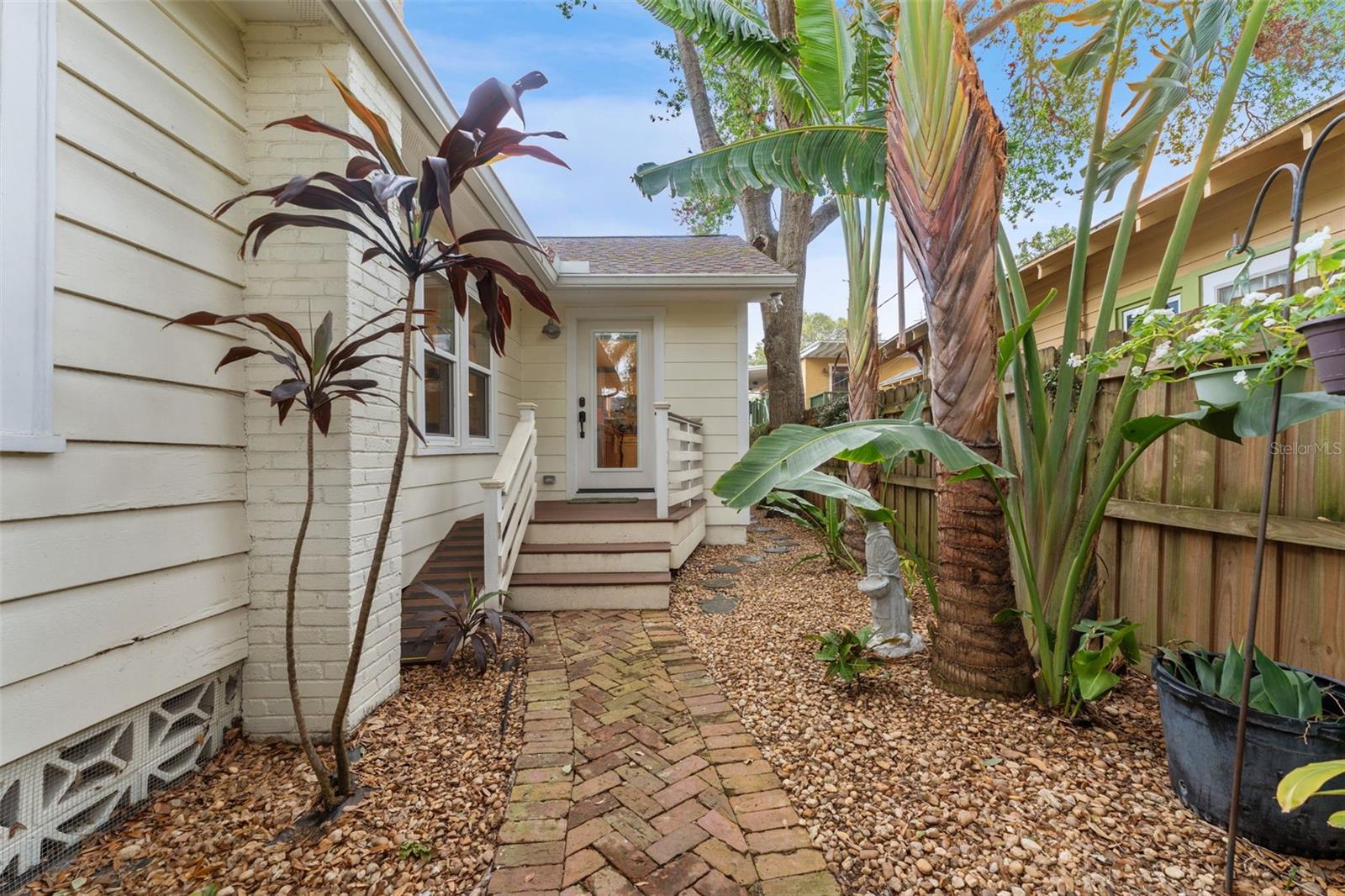 2545 2ND AVE N, ST PETERSBURG, FL, 33713