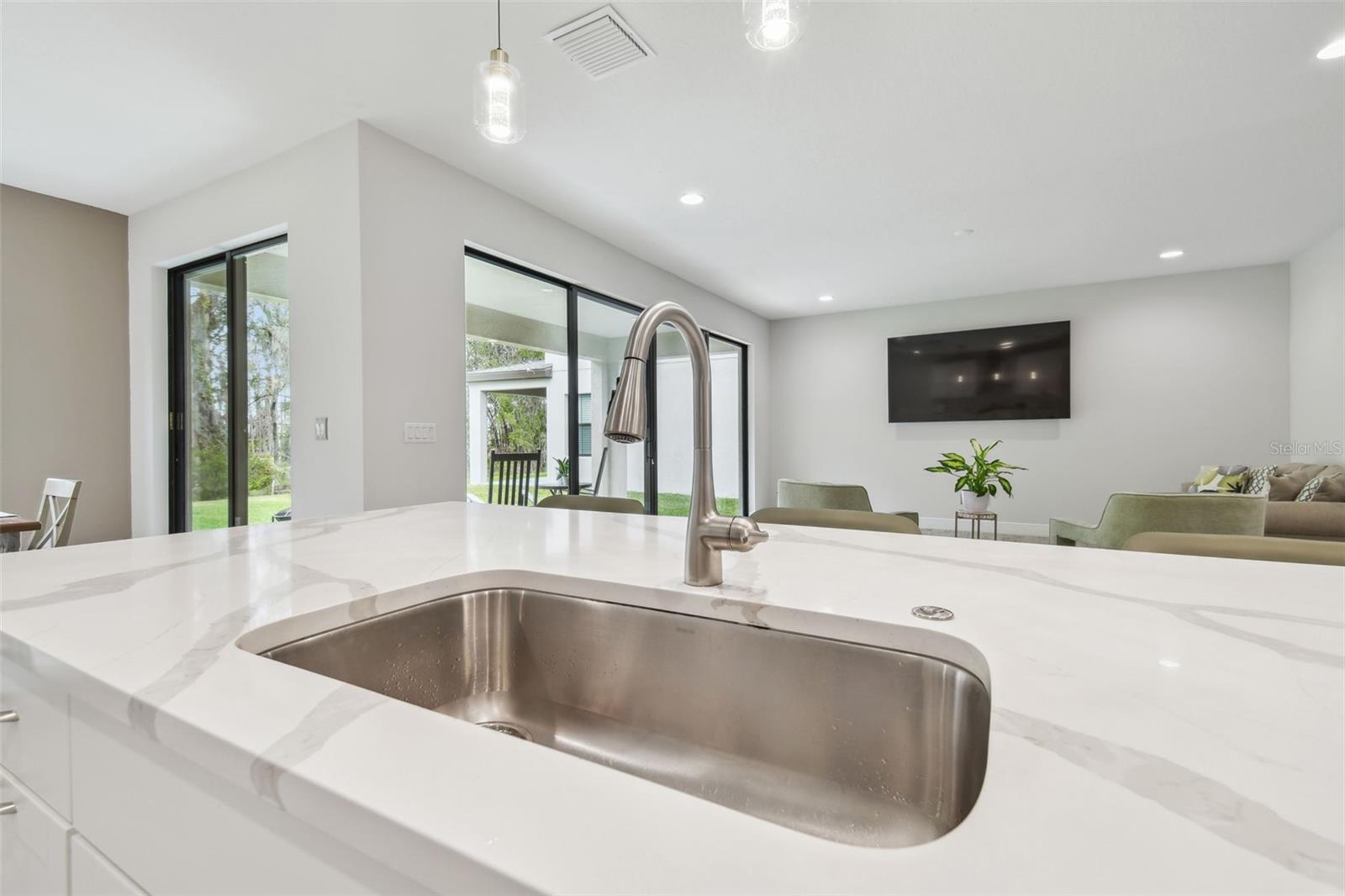 14690 HORSE TROT RD, LITHIA, FL, 33547