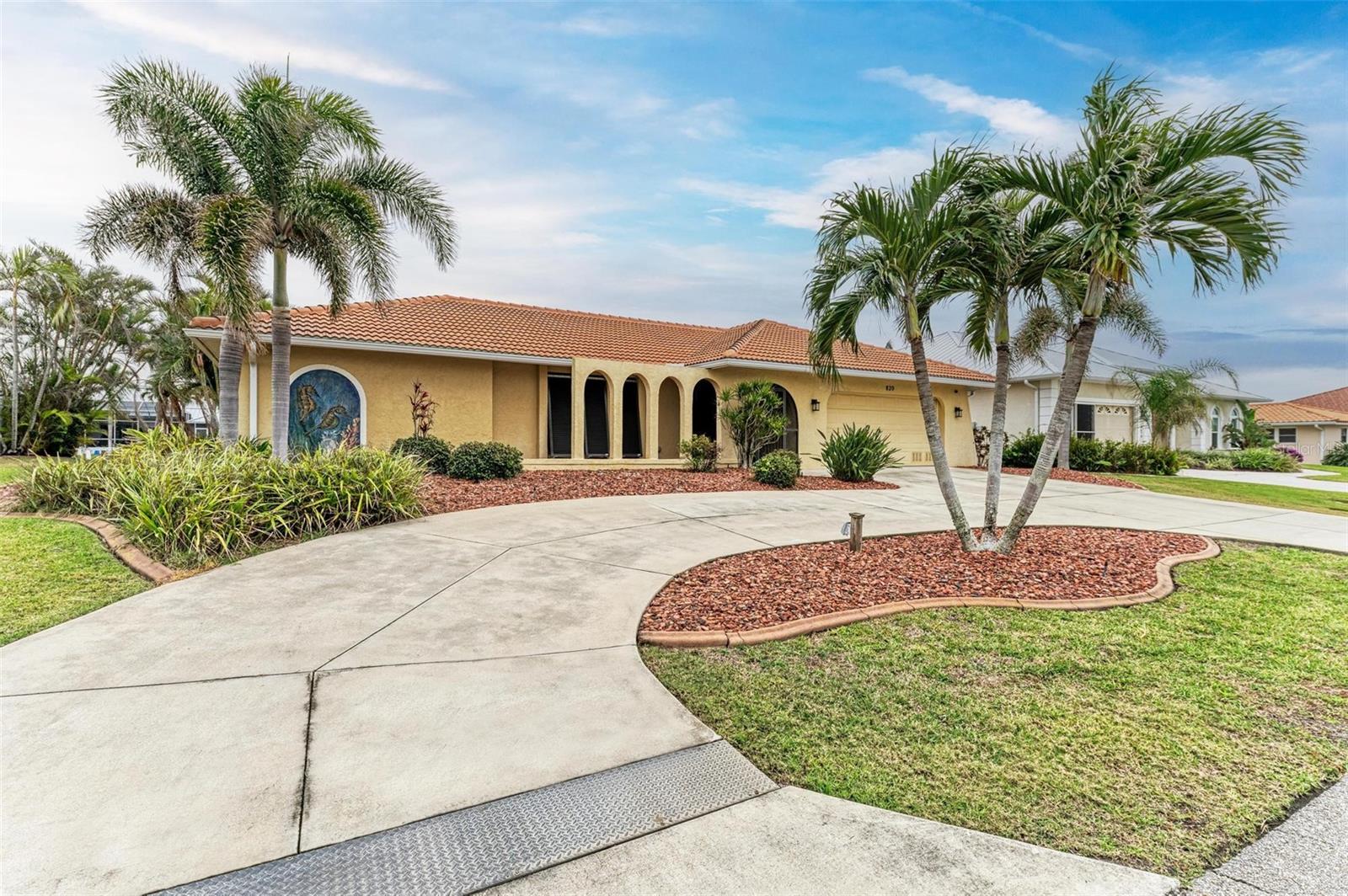 820 VIA TUNIS, PUNTA GORDA, FL, 33950