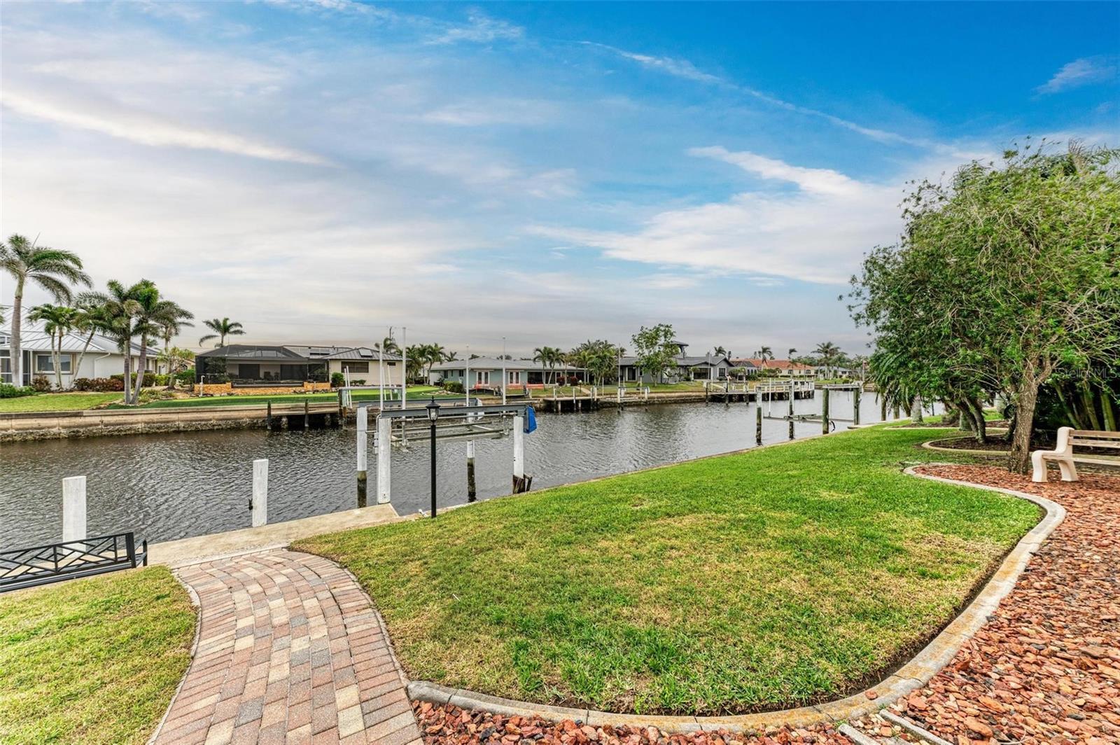 820 VIA TUNIS, PUNTA GORDA, FL, 33950