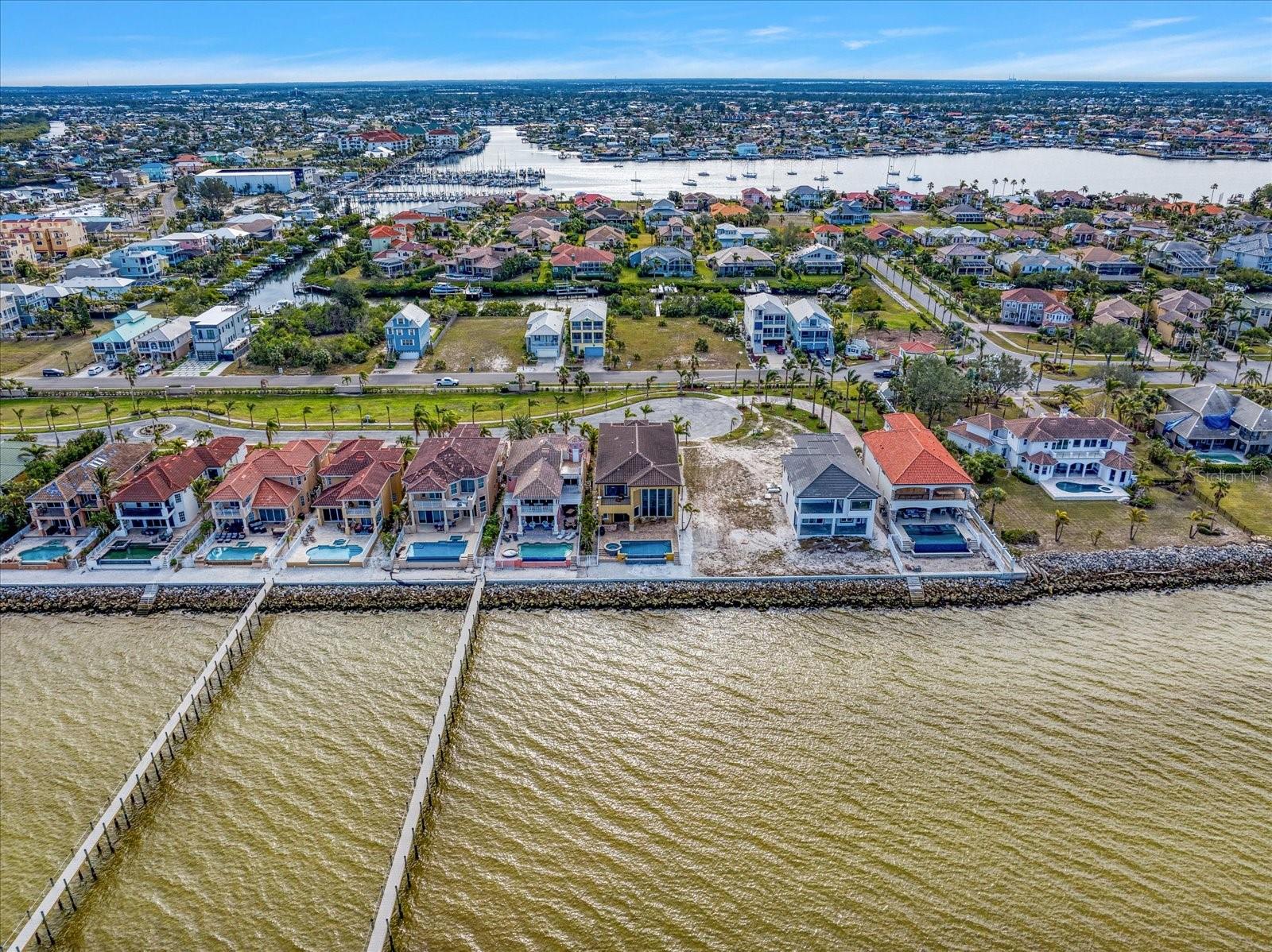 6408 BRIGHT BAY CT, APOLLO BEACH, FL, 33572