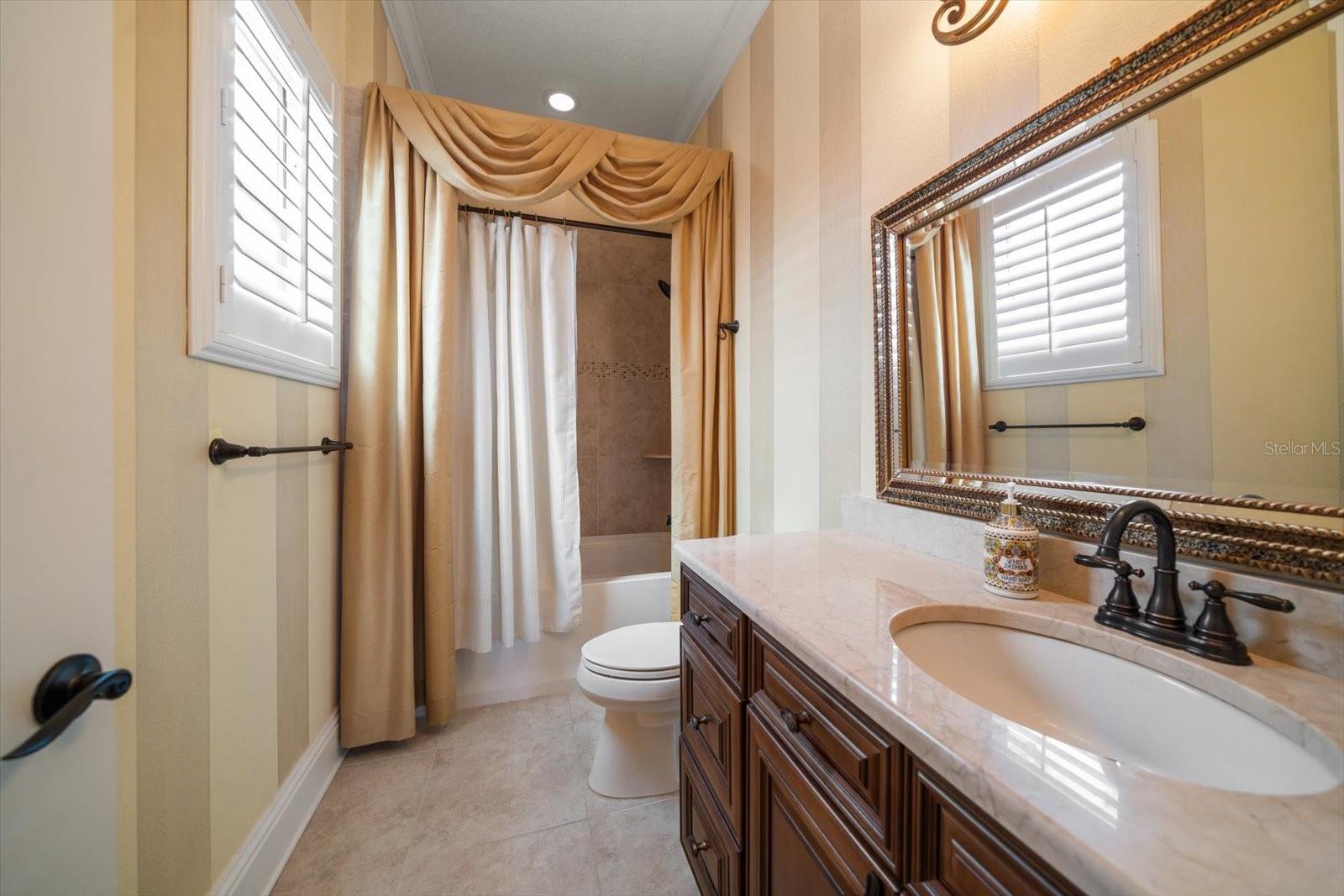 6408 BRIGHT BAY CT, APOLLO BEACH, FL, 33572