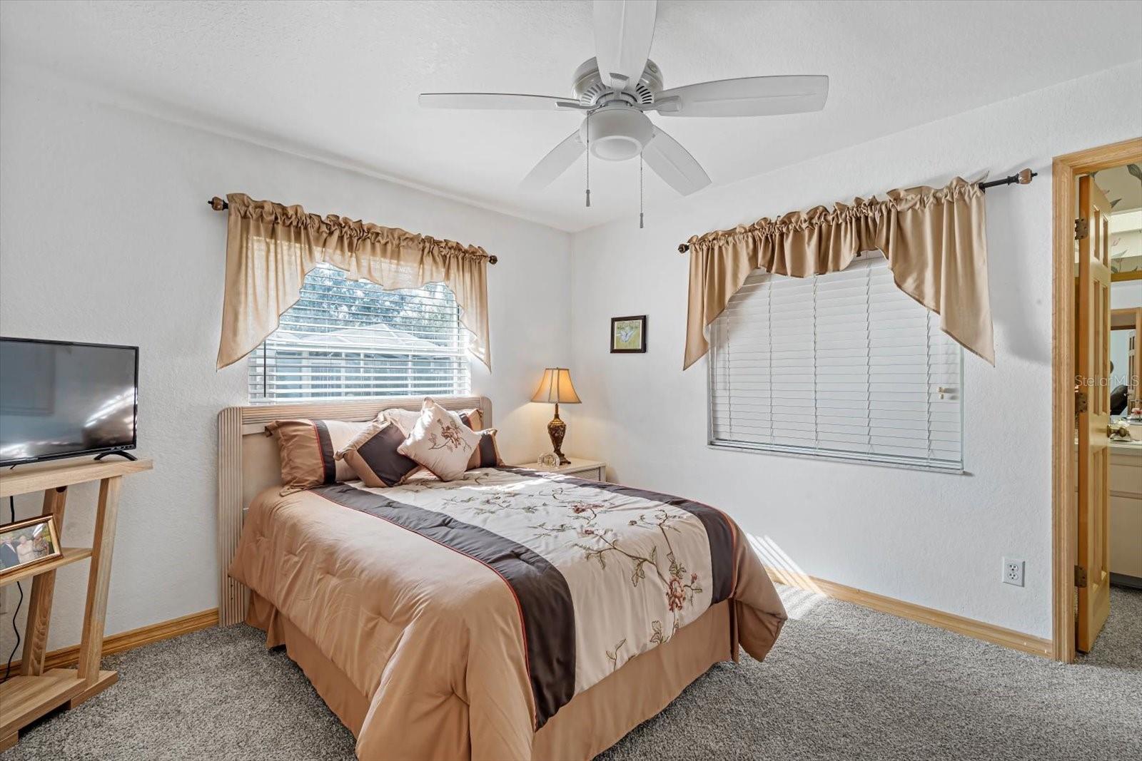 11097 GOLDEN EAGLE AVE, WEEKI WACHEE, FL, 34613