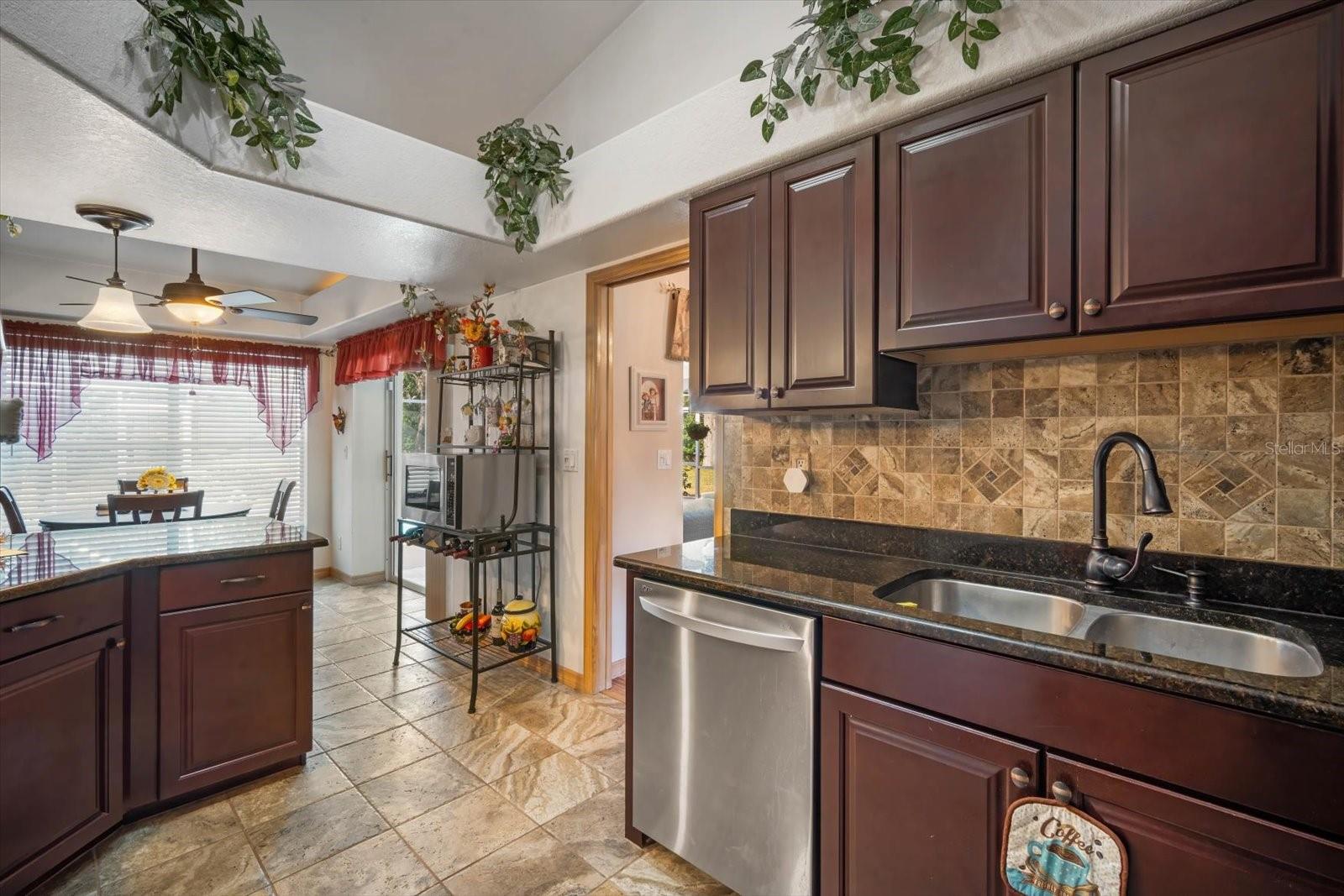 11097 GOLDEN EAGLE AVE, WEEKI WACHEE, FL, 34613