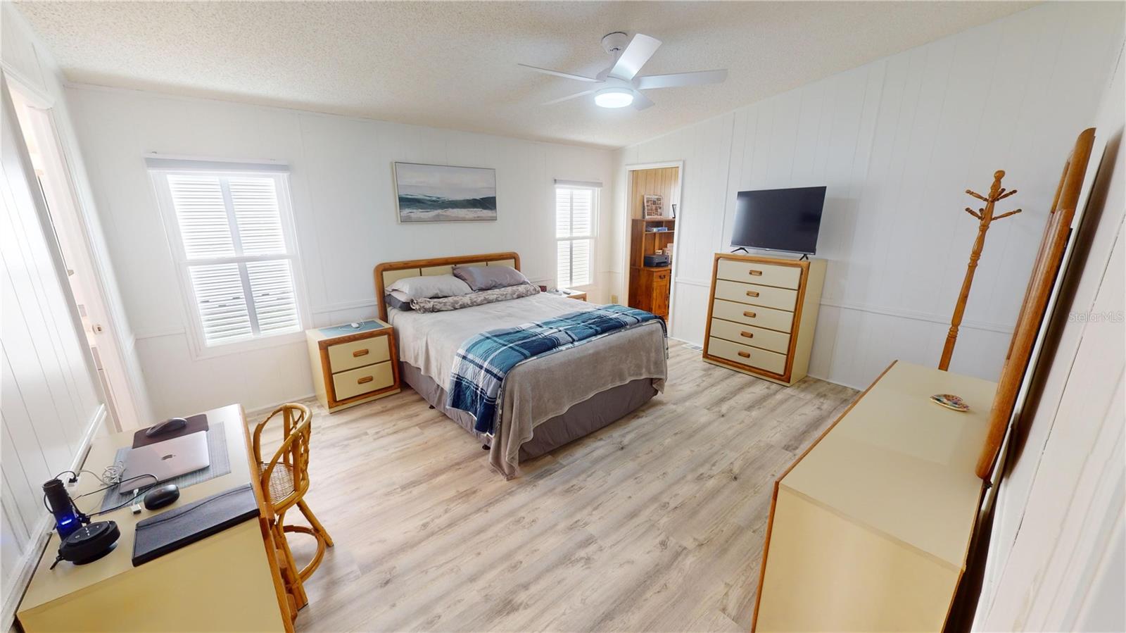 808 TANGERINE WOODS BLVD, ENGLEWOOD, FL, 34223