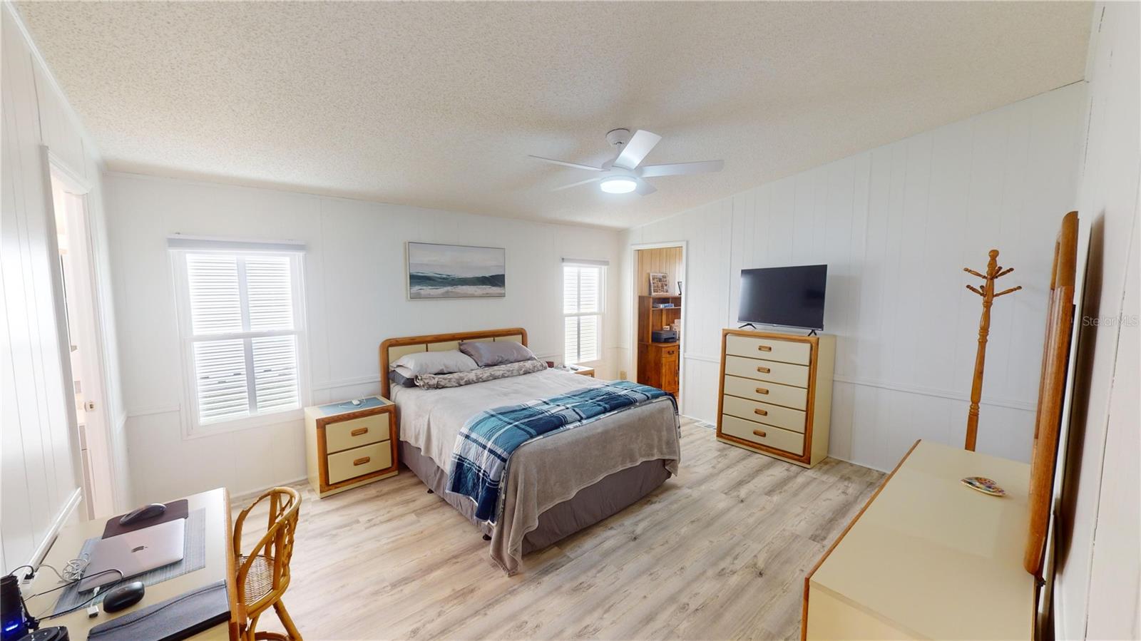808 TANGERINE WOODS BLVD, ENGLEWOOD, FL, 34223