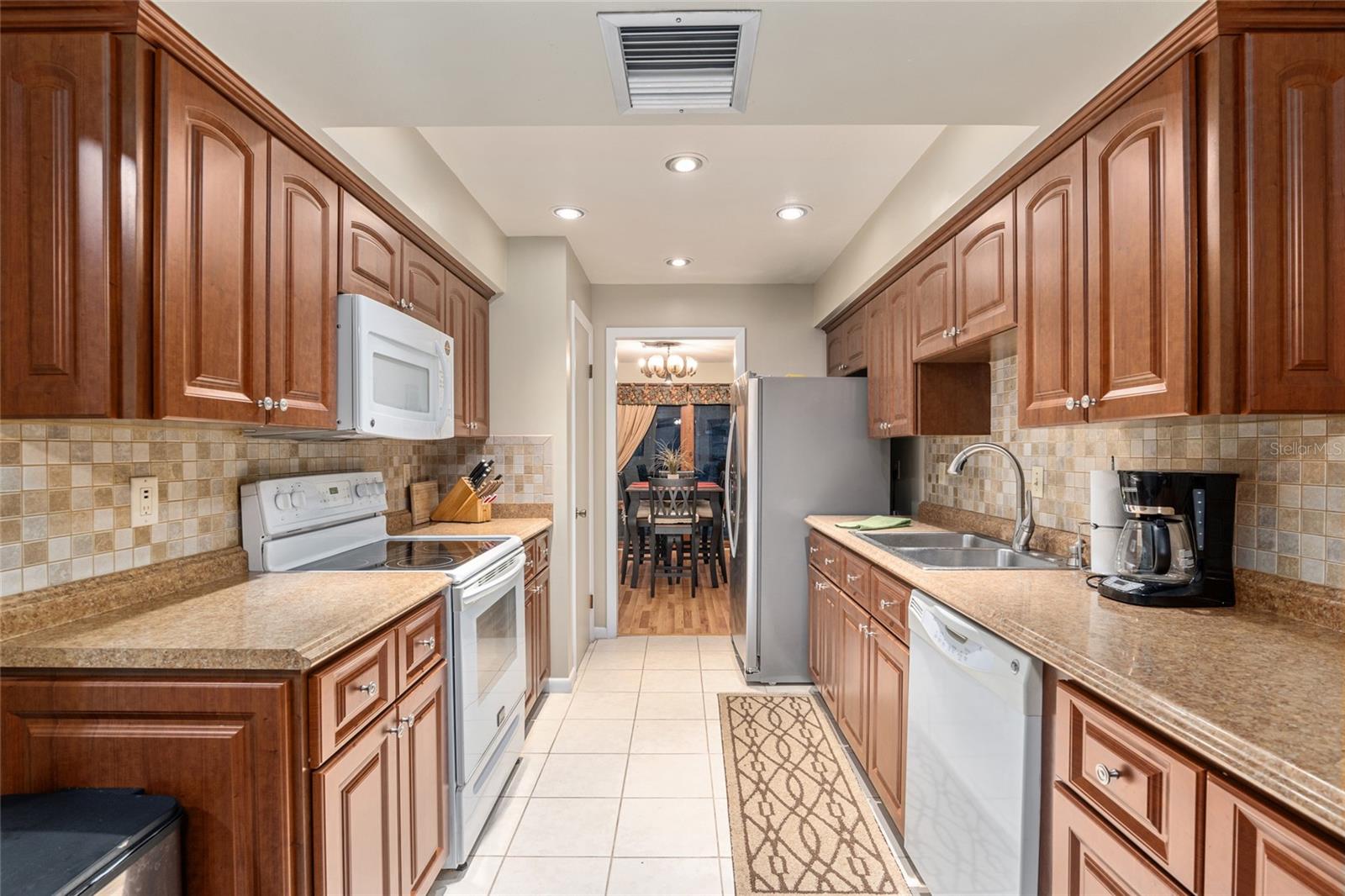 19660 SW 83RD PLACE RD #C18, DUNNELLON, FL, 34432