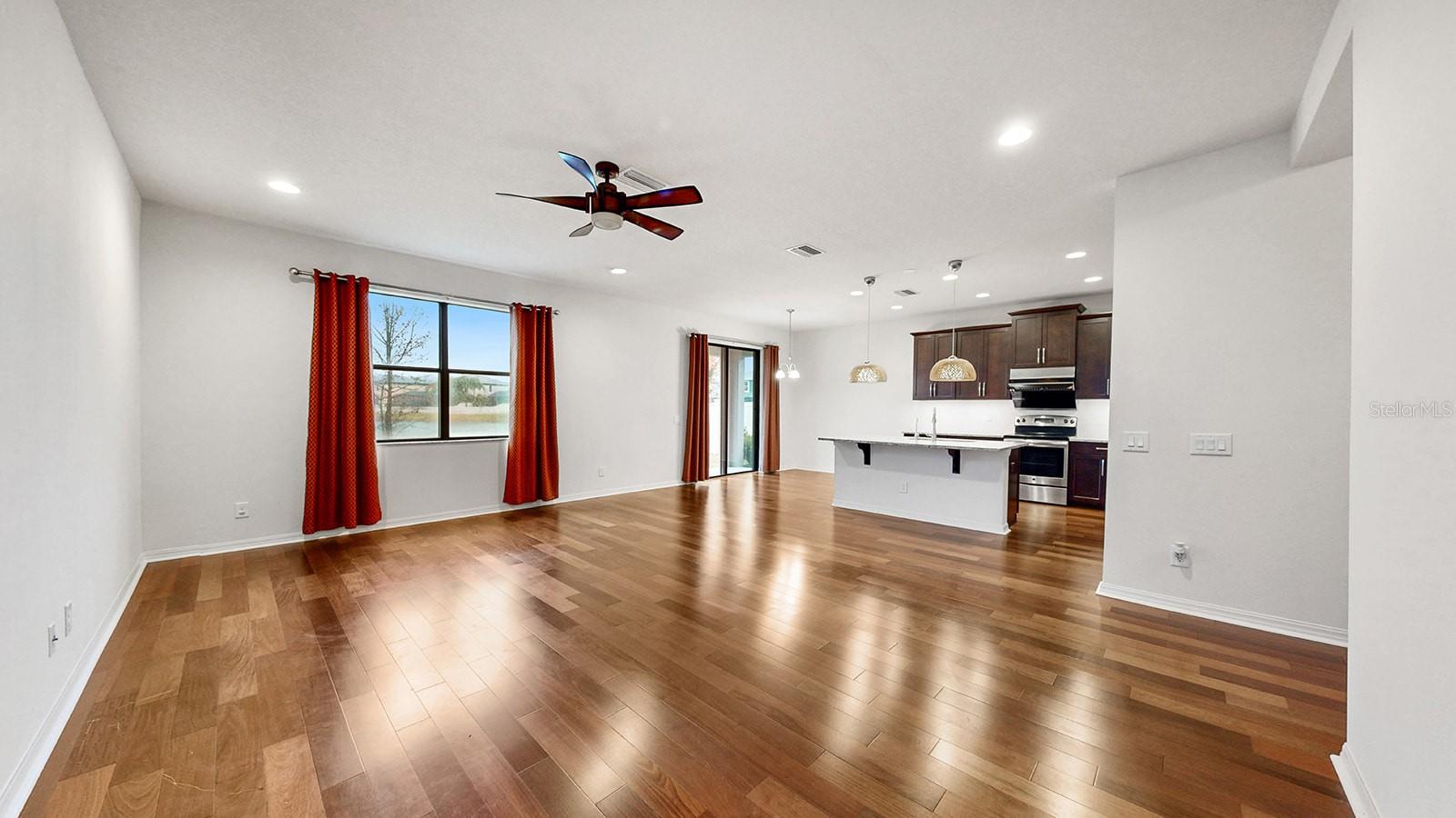 18865 DEER TRACKS LOOP, LUTZ, FL, 33558