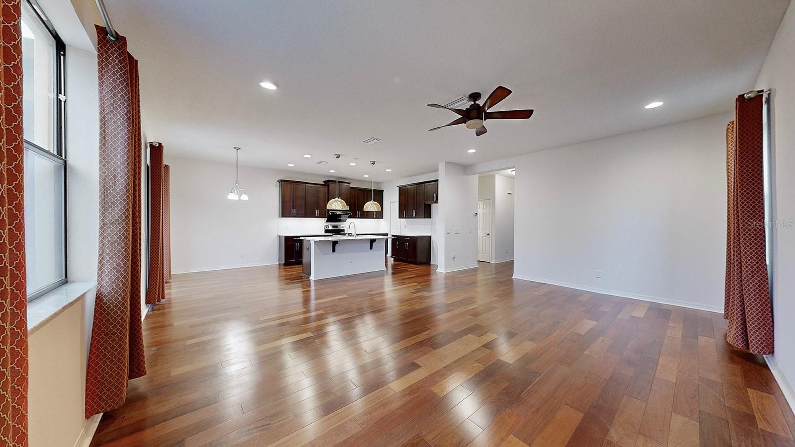 18865 DEER TRACKS LOOP, LUTZ, FL, 33558