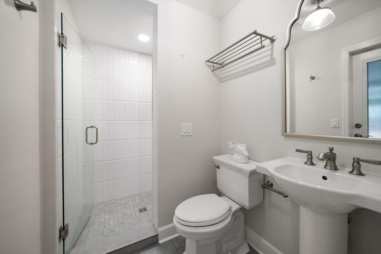 301 OSCEOLA RD, BELLEAIR, FL, 33756