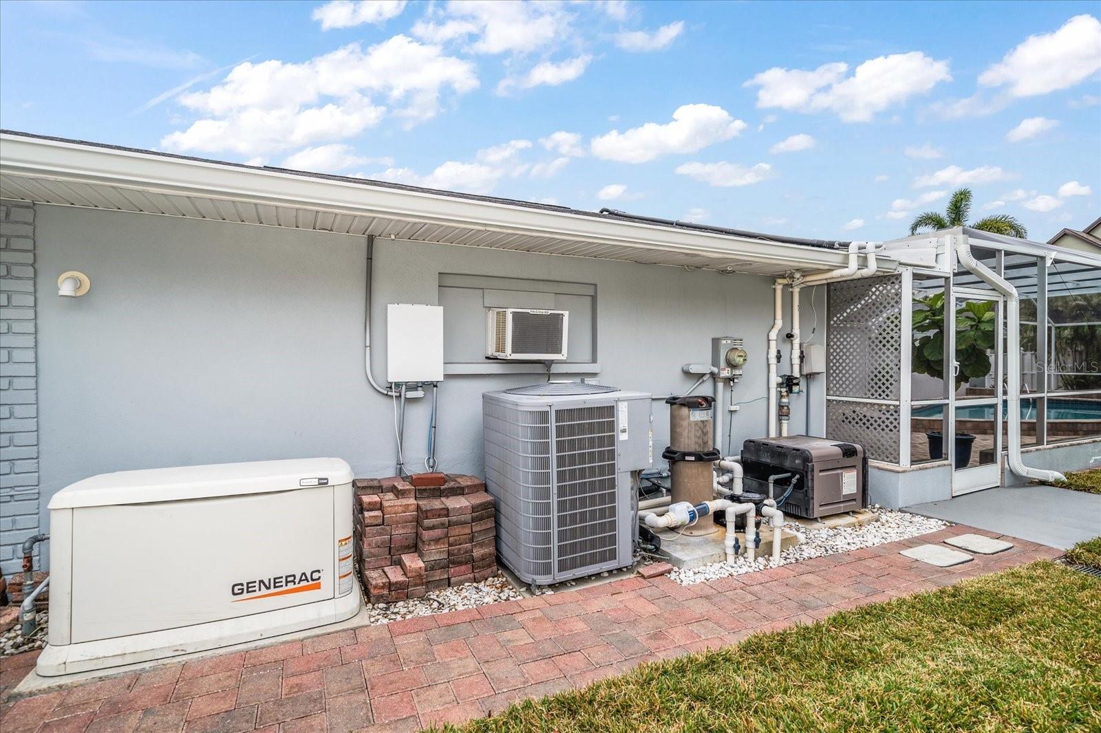 301 OSCEOLA RD, BELLEAIR, FL, 33756