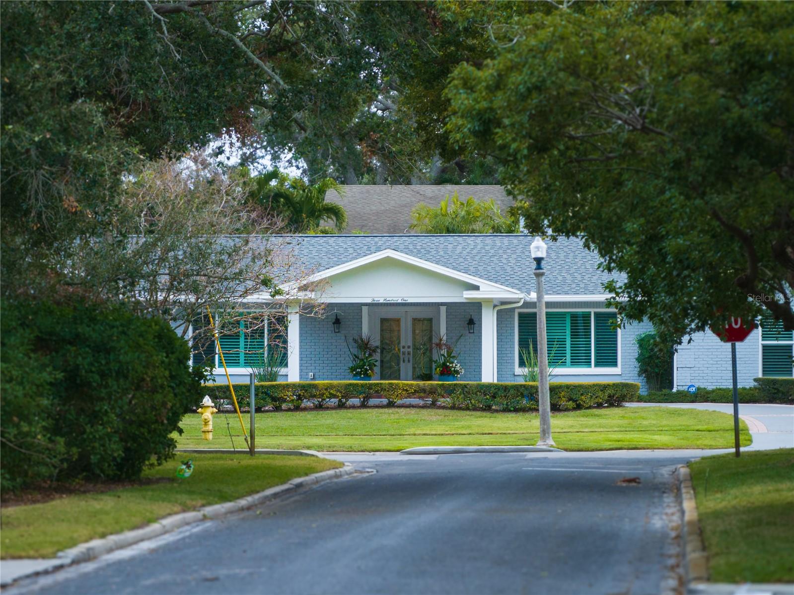 301 OSCEOLA RD, BELLEAIR, FL, 33756